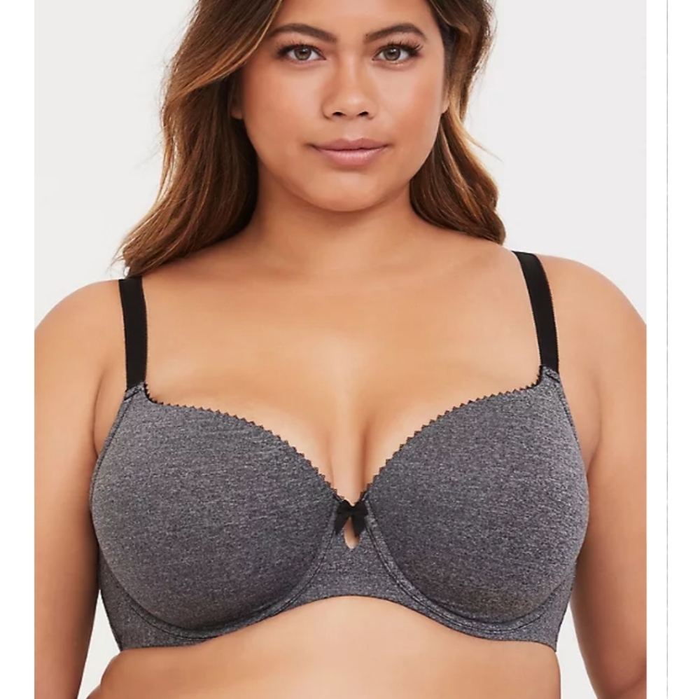 Torrid size 48C grey t-shirt bra